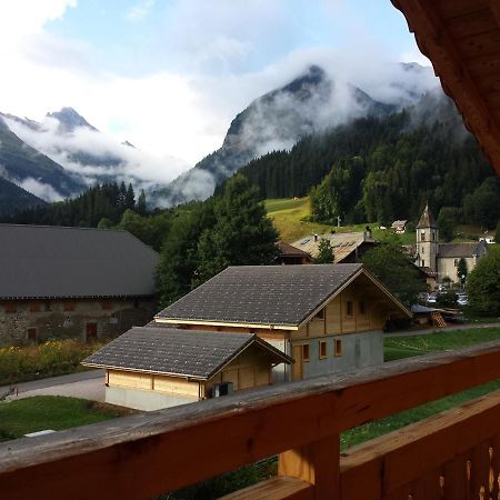 Magnifique Chalet Au Coeur Du Village Du Reposoir Le Reposoir Exterior foto