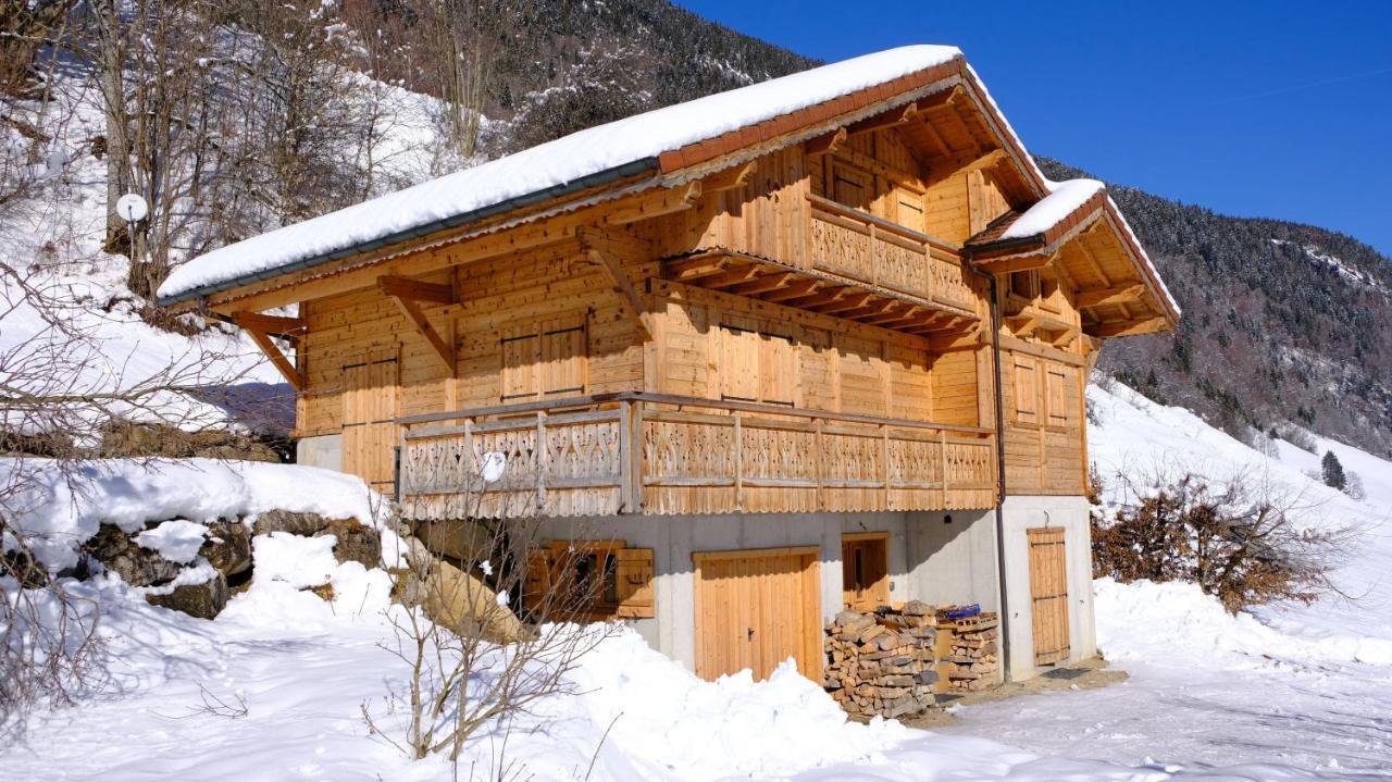 Magnifique Chalet Au Coeur Du Village Du Reposoir Le Reposoir Exterior foto