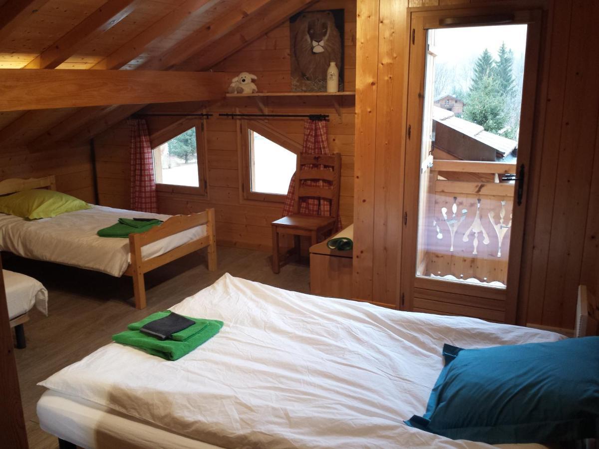 Magnifique Chalet Au Coeur Du Village Du Reposoir Le Reposoir Exterior foto